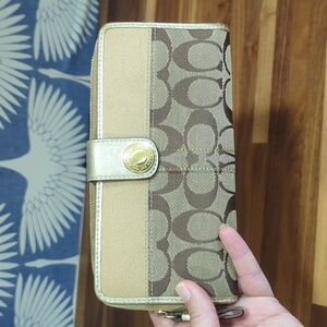 Coach Accordion zip top snap wallet with card holders metallic gold